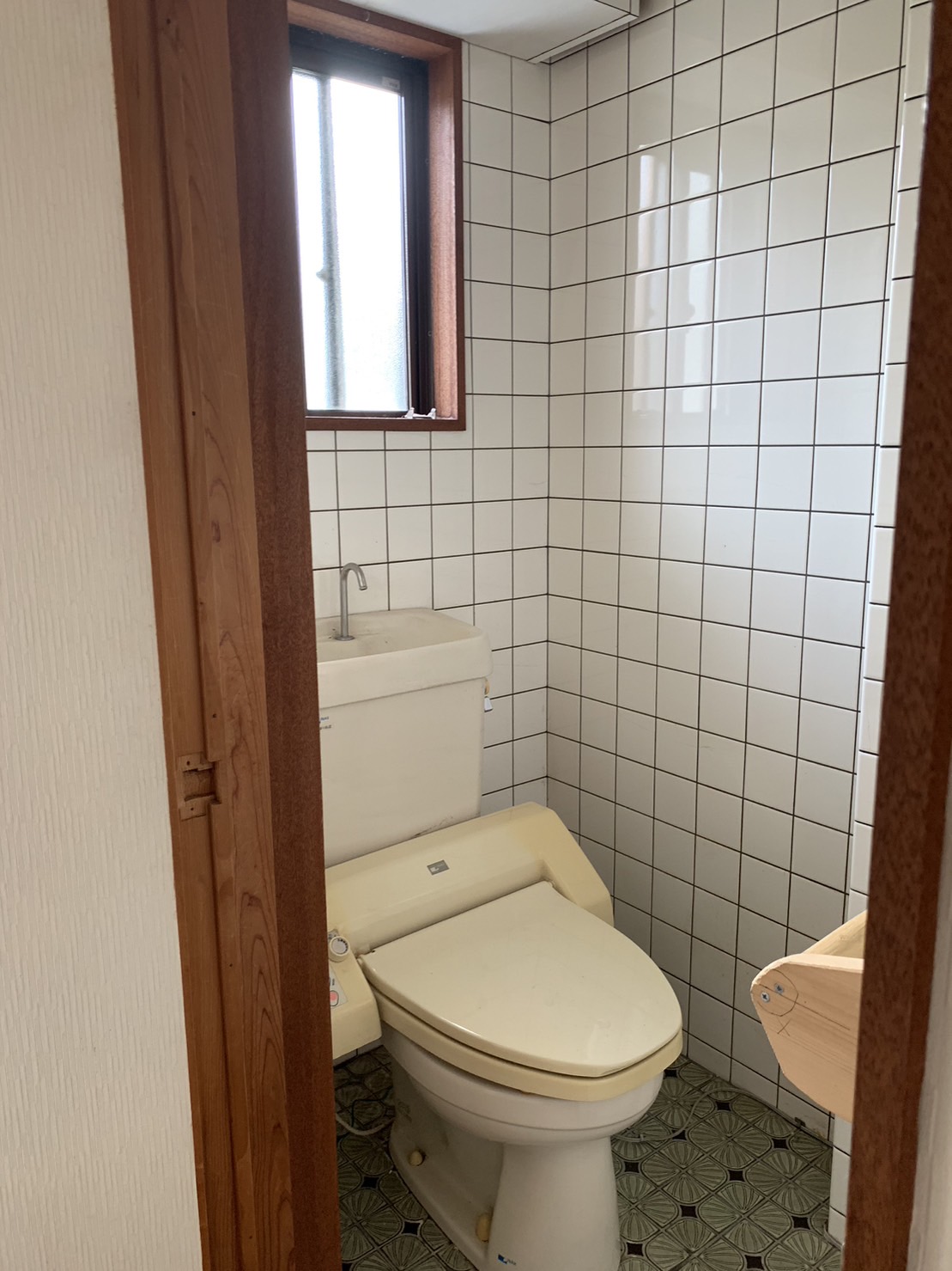 トイレ交換＋床やり替え